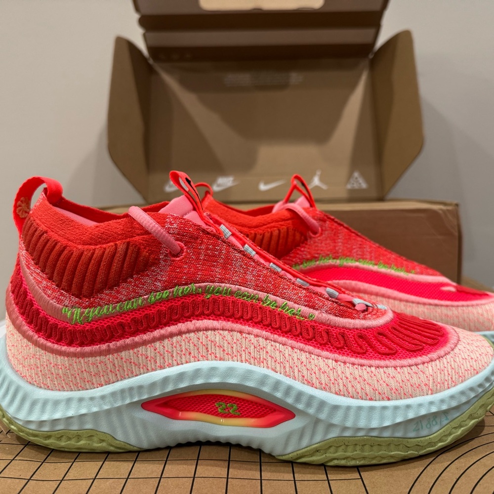 NEW IN BOX Nike Cosmic Unity 3 X A’ja Wilson